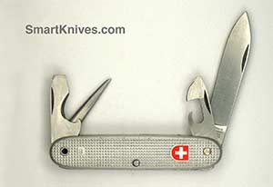 1977 Victorinox Soldier Swiss Army knife