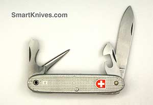 1982 Victorinox Soldier Swiss Army knife