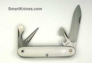 1971 Wenger Soldier Swiss Army knife