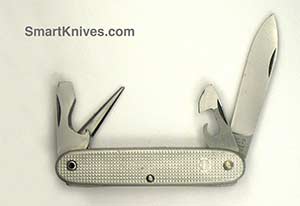 1976 Wenger Soldier Swiss Army knife